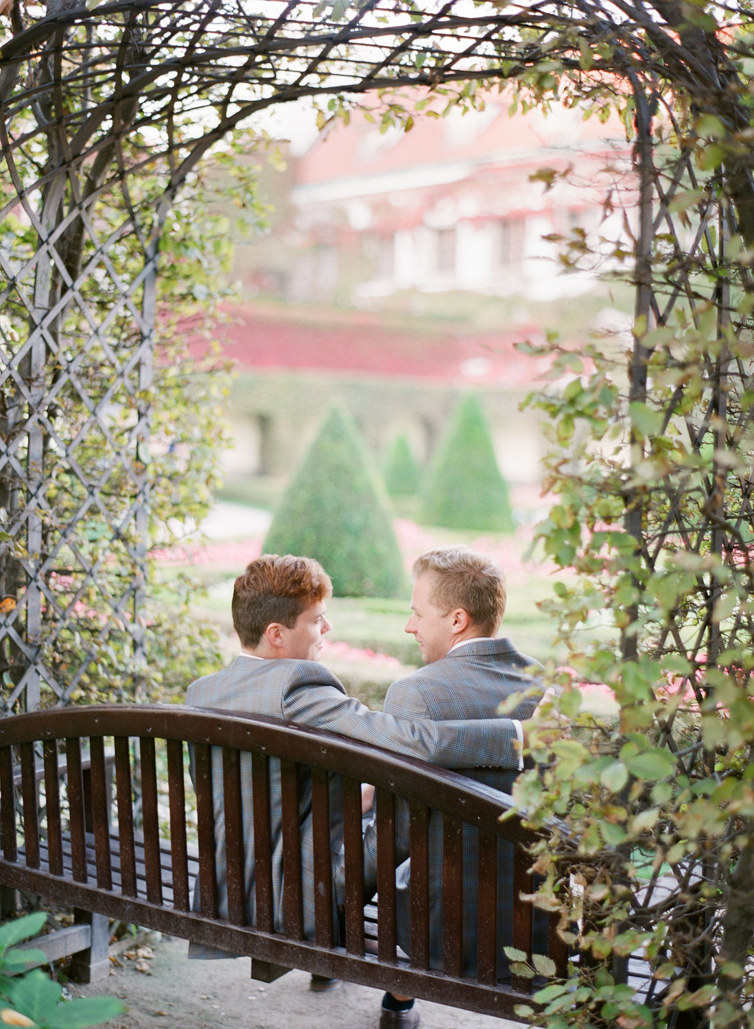 Vrtba Gardens - Weddings in Prague - Julie May