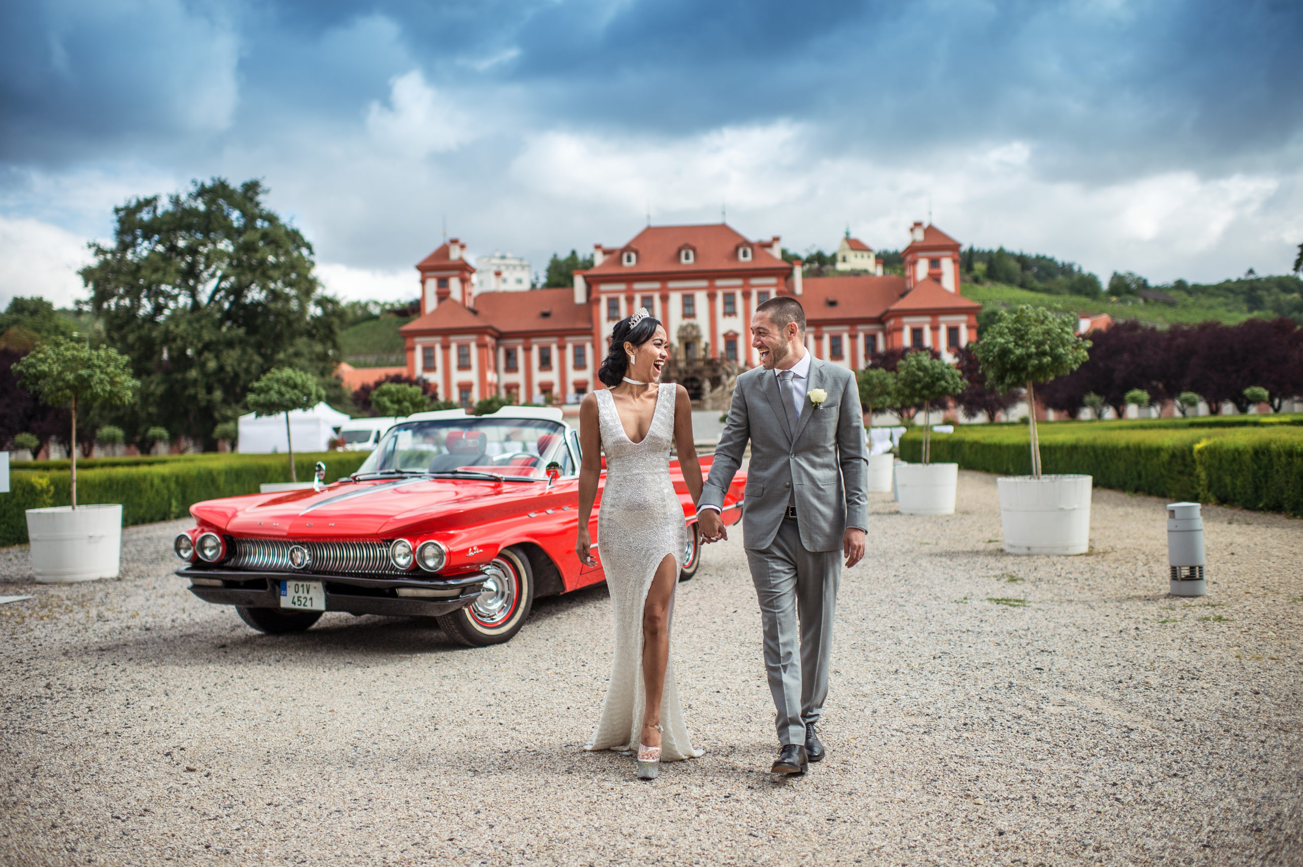 Troja Chateau & Salabka - Weddings in Prague - Julie May