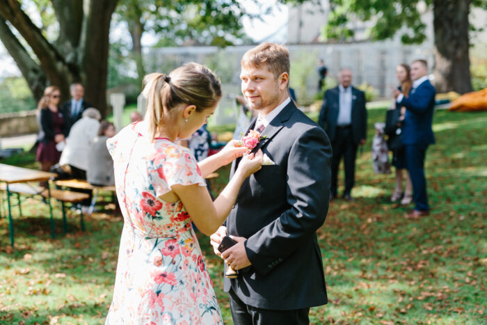 Bechyne Castle - Weddings in Prague - Julie May