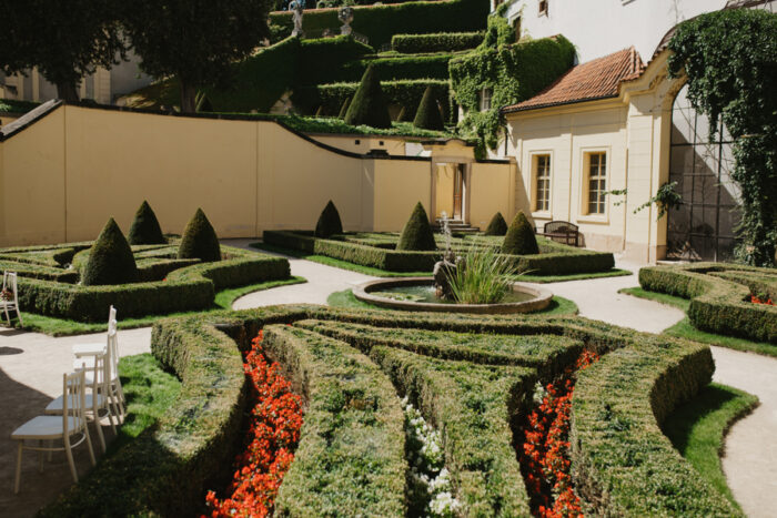 Vrtba gardens & Augustine hotel - Weddings in Prague - Julie May