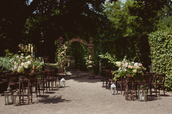 Savoia Castle - Weddings in Prague - Julie May