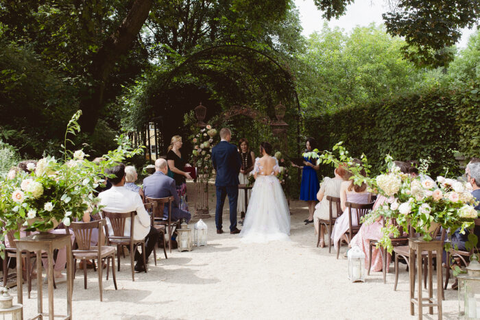 Savoia Castle - Weddings in Prague - Julie May