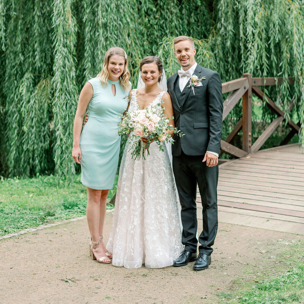 Monča & Martin - Weddings in Prague - Julie May