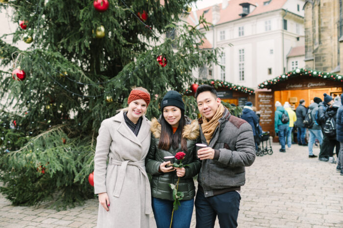 Ban Pin & Shu Ying - Weddings in Prague - Julie May