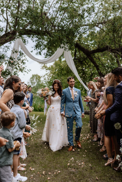 Třebešice Chateau - Weddings in Prague - Julie May