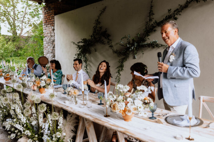 Třebešice Chateau - Weddings in Prague - Julie May