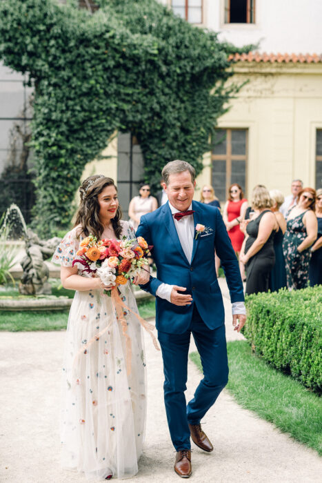 Vrtba gardens & Augustine - Weddings in Prague - Julie May