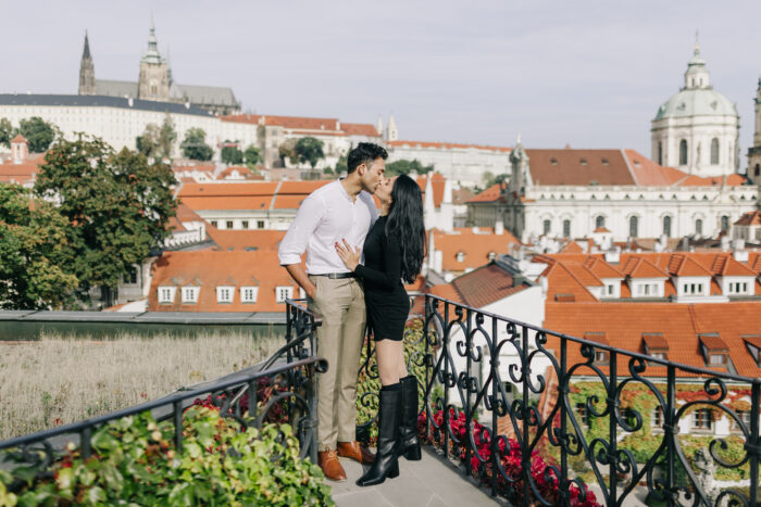 Roshun & Zahra - Weddings in Prague - Julie May