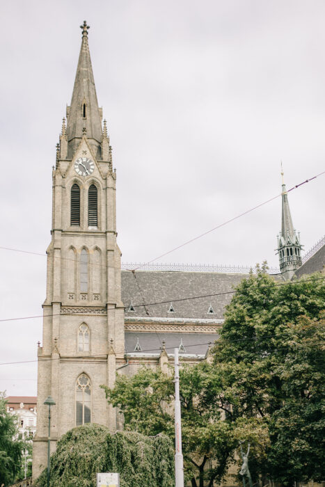 St.Ludmila church & pavilon Grebocka - Weddings in Prague - Julie May