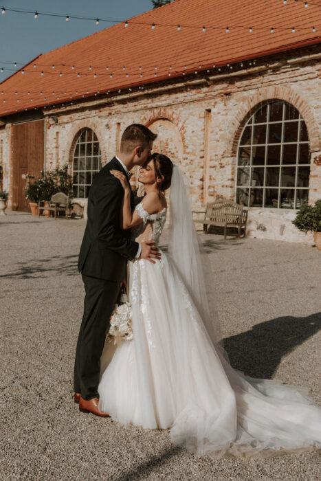 Church St. Catherine of Alexandria & Na Kmíně - Weddings in Prague - Julie May