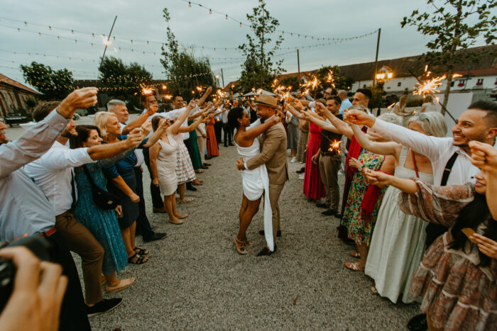 Na Kmíně - Weddings in Prague - Julie May