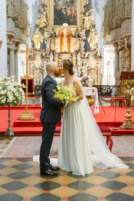 St. Thomas church & Letensky Chateau - Weddings in Prague - Julie May