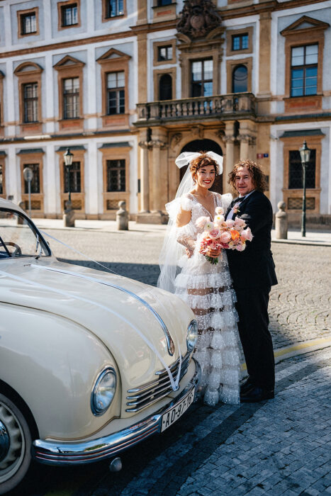 Old Town hall - Weddings in Prague - Julie May