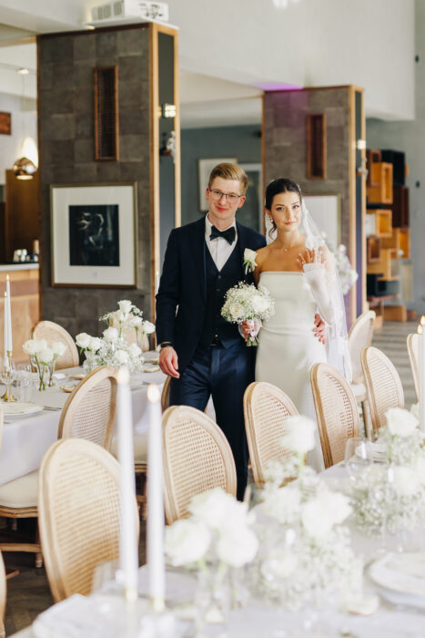 Church & Mánes - Weddings in Prague - Julie May