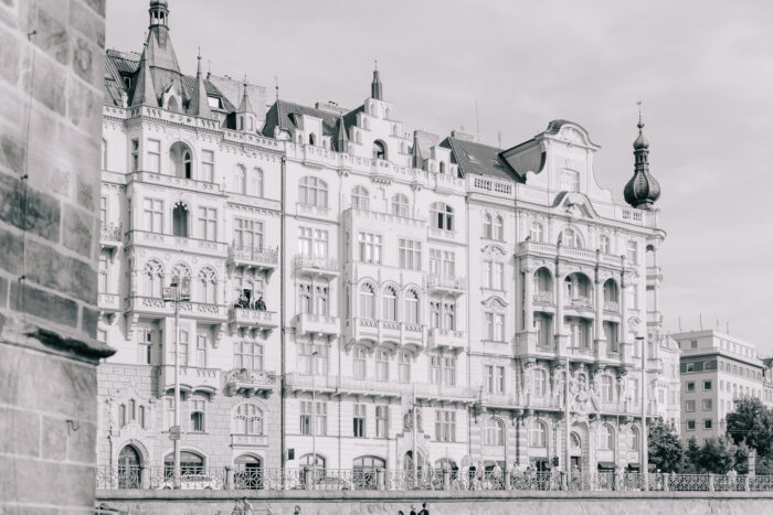 Church & Mánes - Weddings in Prague - Julie May