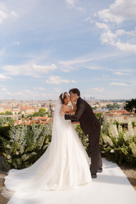 Home - Weddings in Prague - Julie May